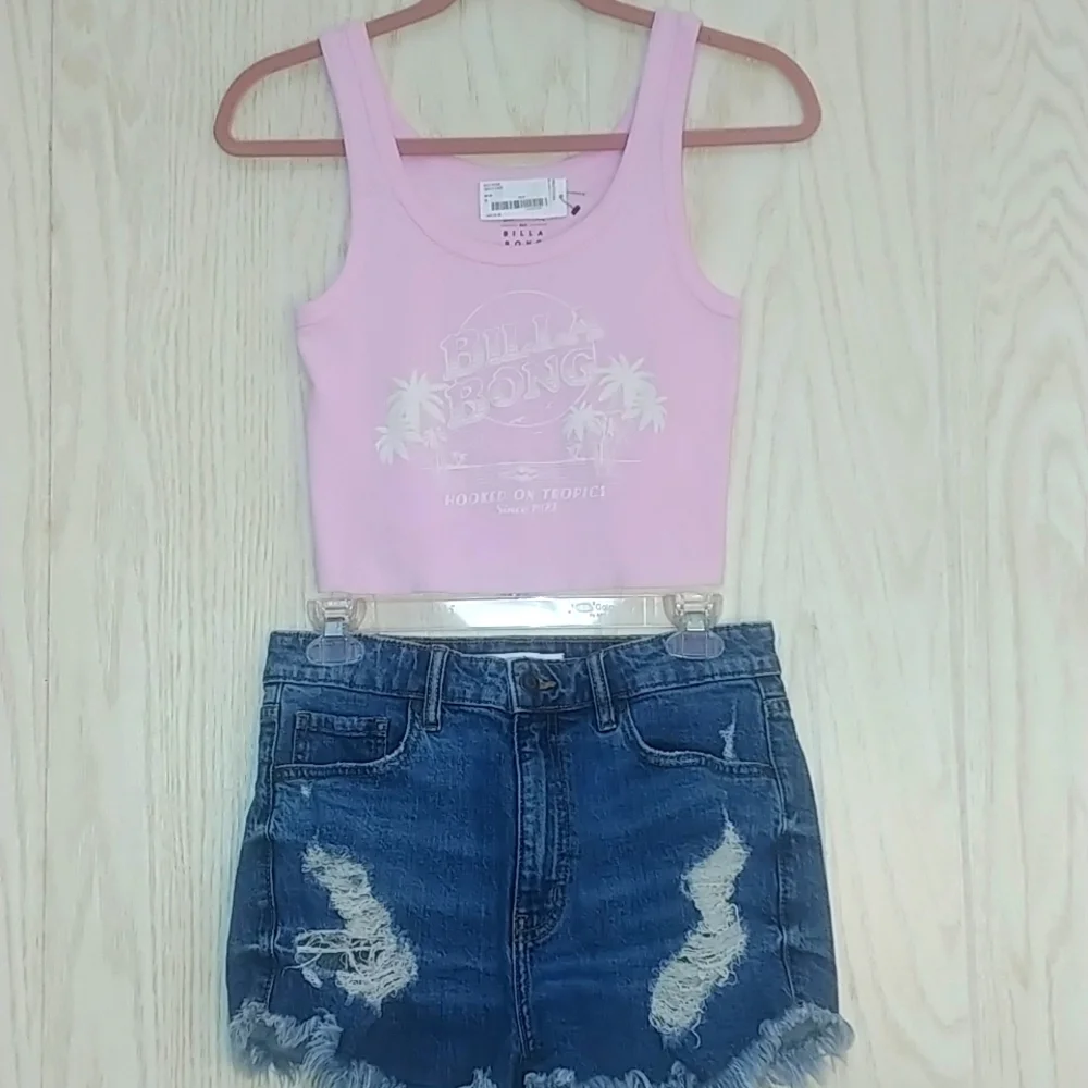 Billabong Take It Easy Cotton Graphic Crop Tank Top - Picture 5 of 9